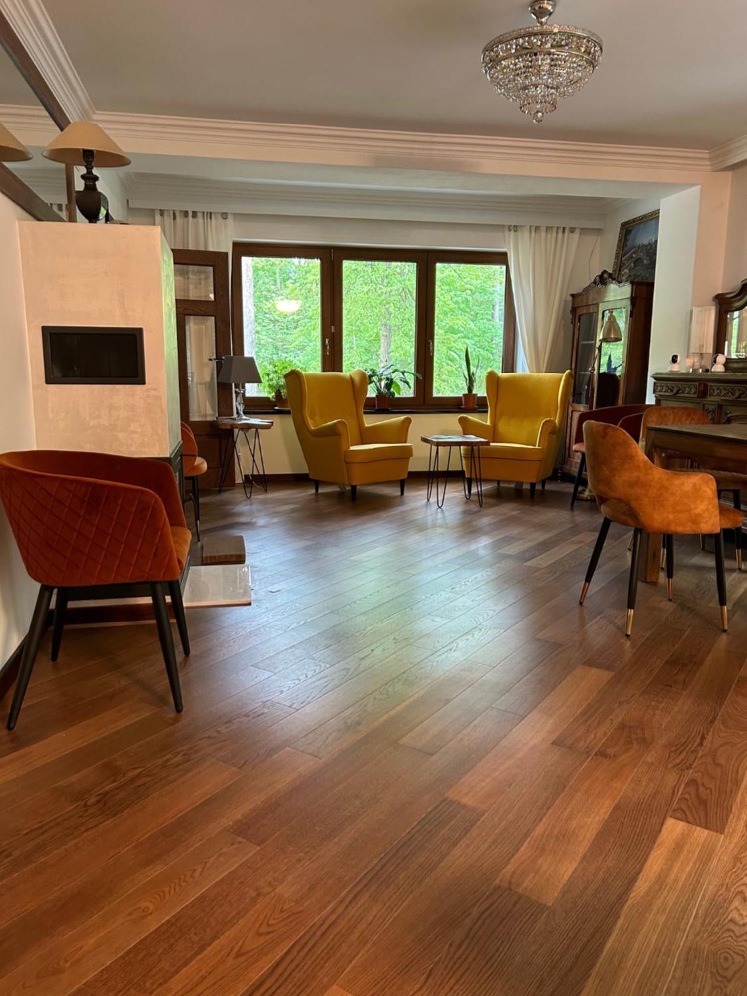 Aparthotel Lesna & *