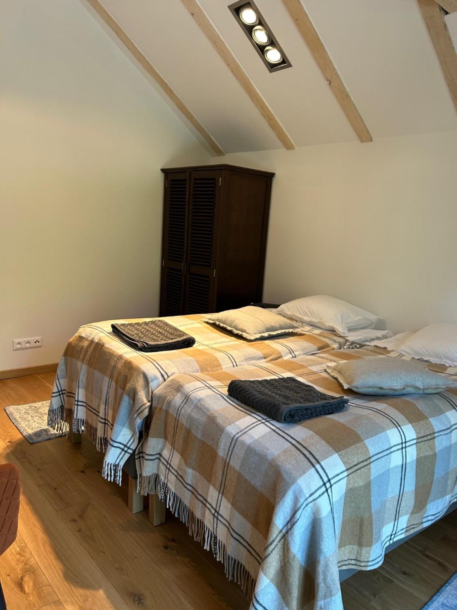 Aparthotel Lesna &