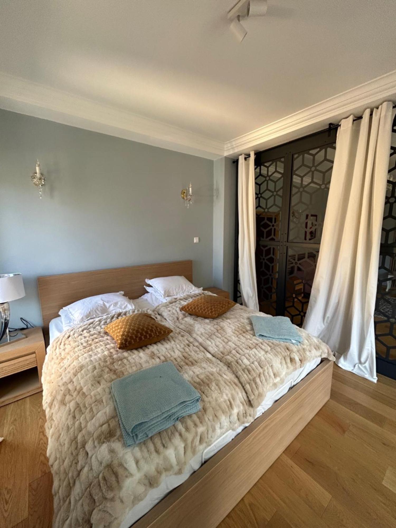 Lesna & Aparthotel